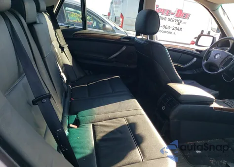 2011 BMW X5 3.0I from USA, damaged, VIN 5UXFA13505LY17963